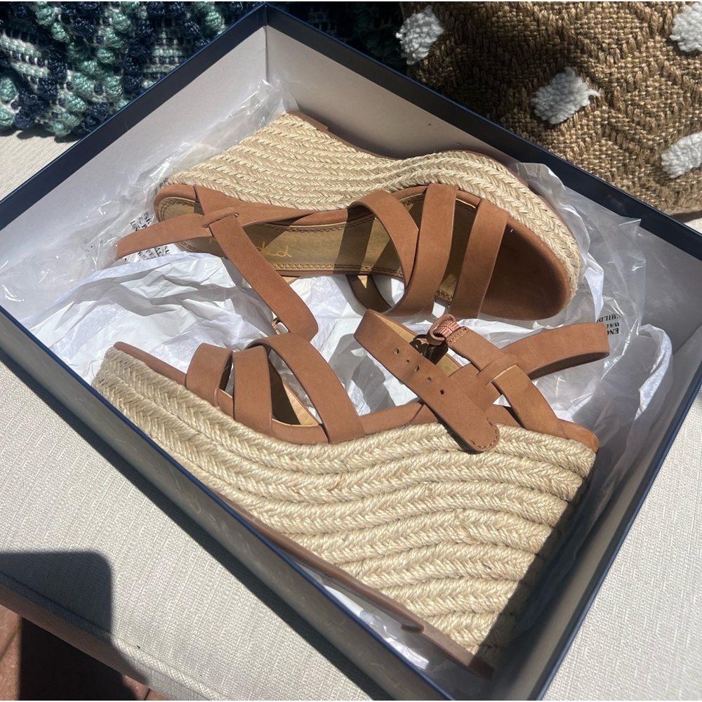 Splendid Wedges ! - Picture 2 of 7